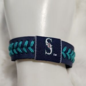 Seattle Mariners Baseball Bracelet Gamewear Teal Navy Blue
